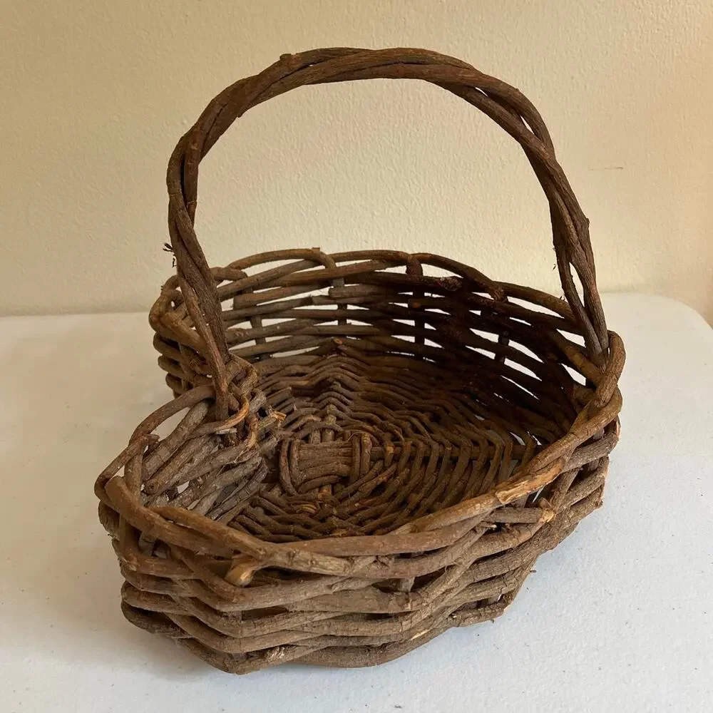 Vintage Rustic Heart Shaped Twig Wicker Basket Romantic Love Cottagecore Granny